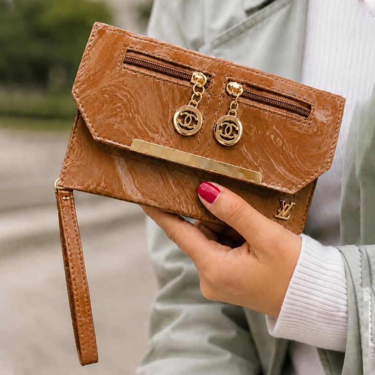 Glossy Double Zip Clutch Camel